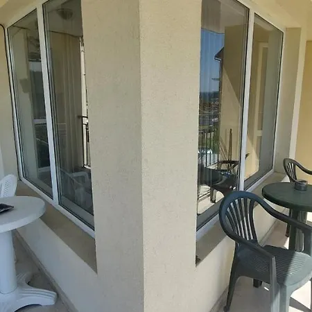 Black Sea Apartment *